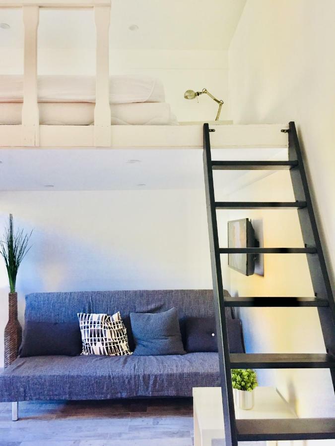 Studio 4 Personnes Avec Piscine, Tennis Apartment Hyeres Exterior photo